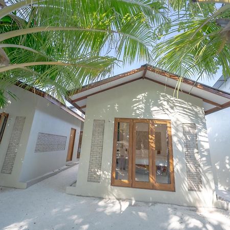 Brickwood Rasdhoo- Beach Front Exterior photo