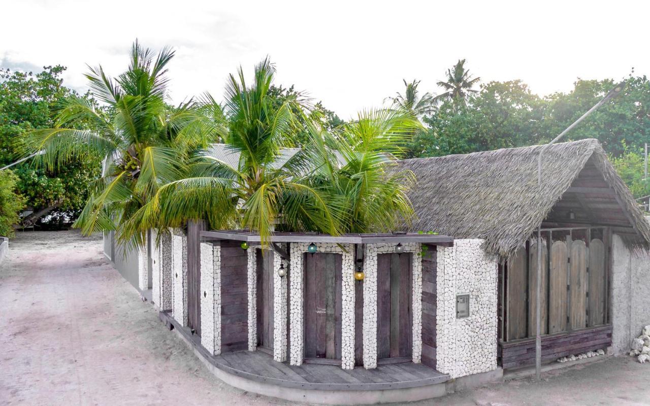 Brickwood Rasdhoo- Beach Front Exterior photo