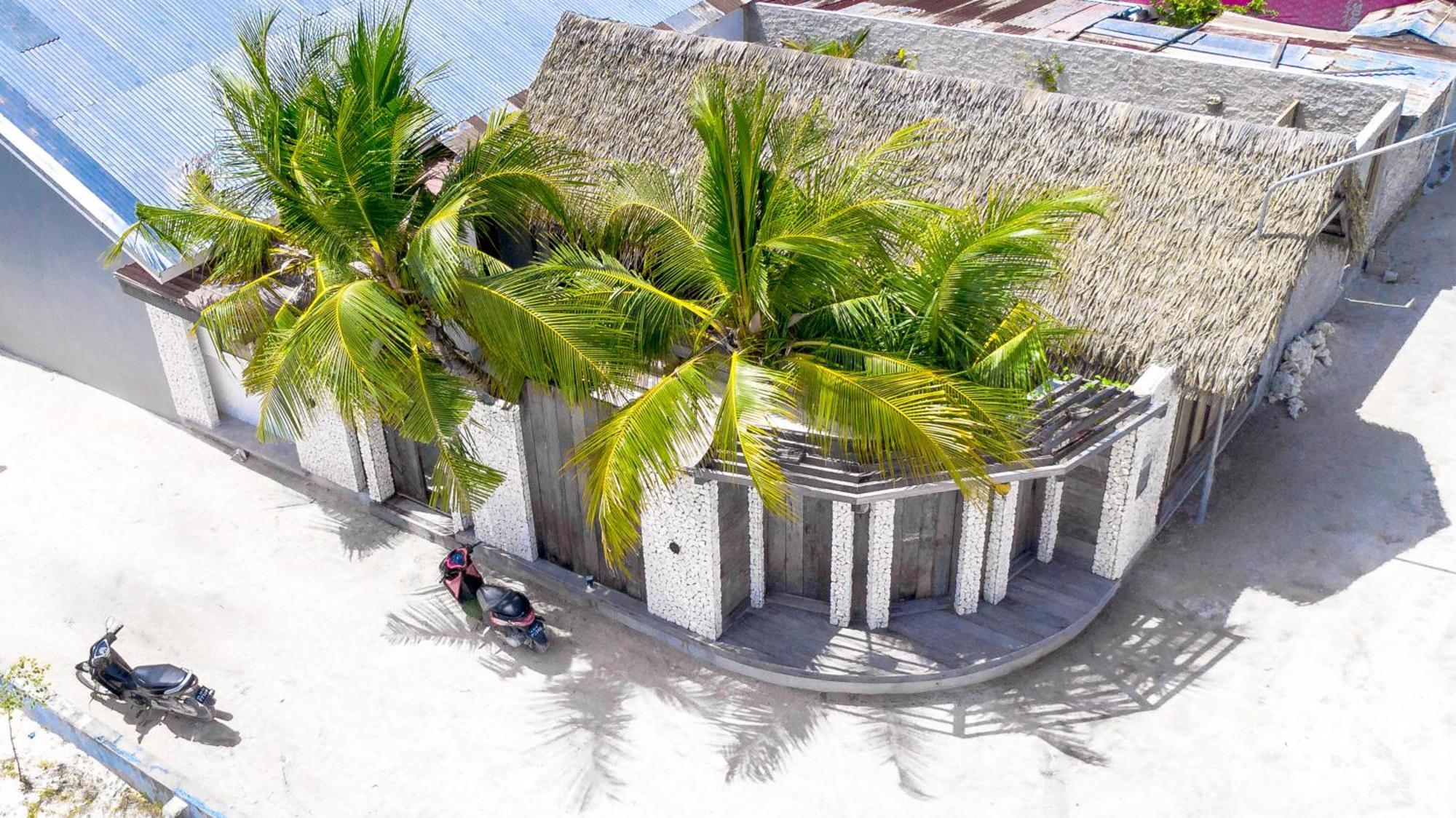 Brickwood Rasdhoo- Beach Front Exterior photo
