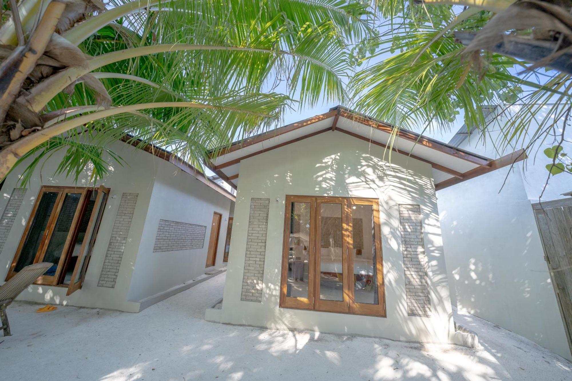 Brickwood Rasdhoo- Beach Front Exterior photo